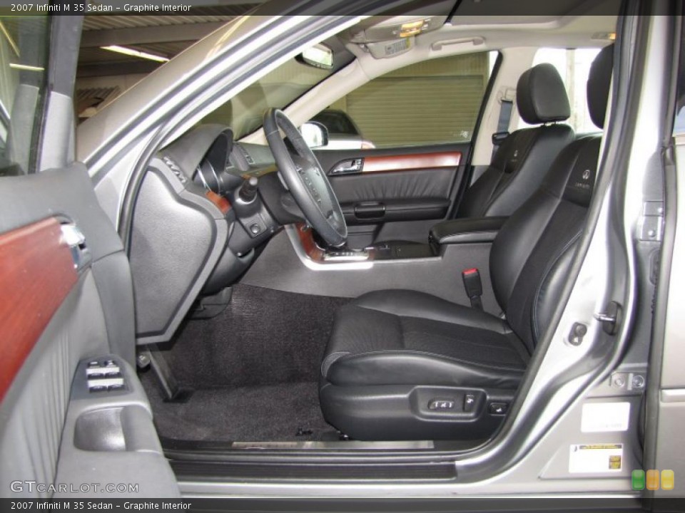 Graphite Interior Photo for the 2007 Infiniti M 35 Sedan #47042427