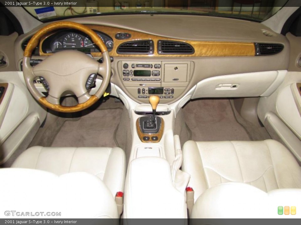 Ivory Interior Dashboard for the 2001 Jaguar S-Type 3.0 #47045061