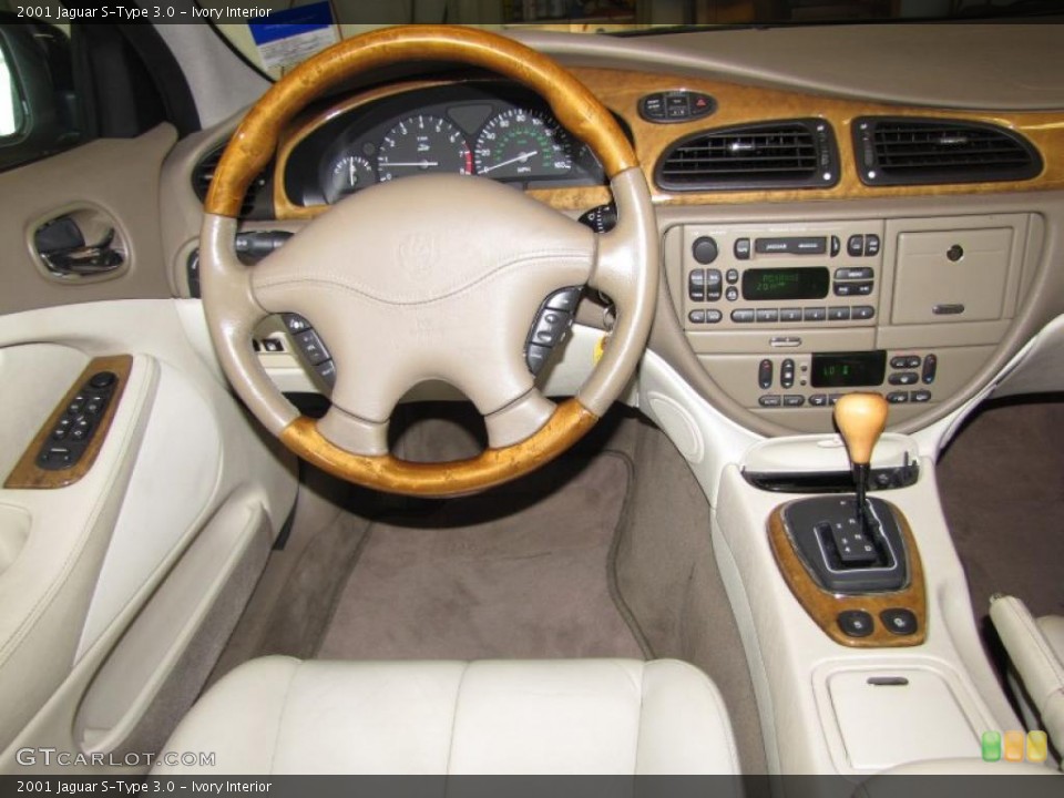 Ivory Interior Dashboard for the 2001 Jaguar S-Type 3.0 #47045076