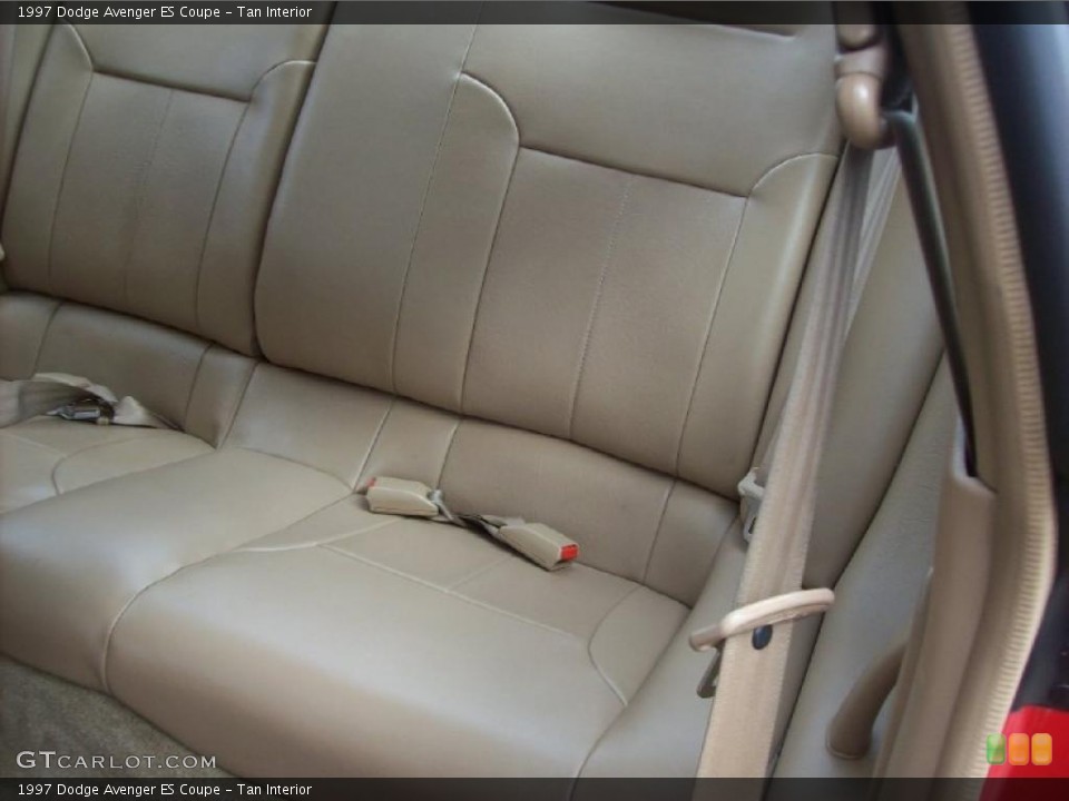 Tan Interior Photo for the 1997 Dodge Avenger ES Coupe #47045346