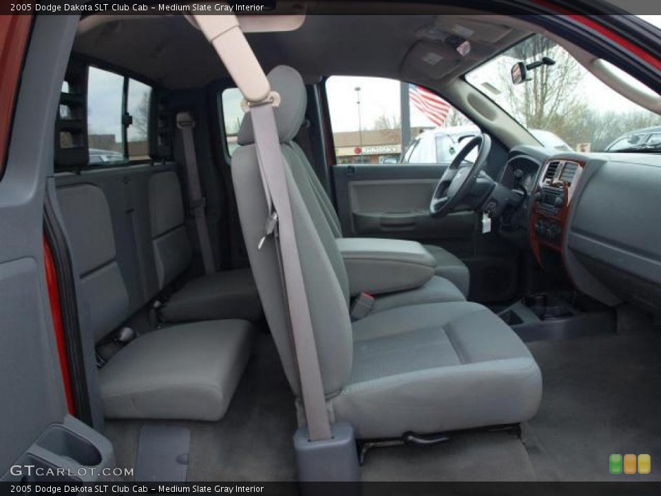 Medium Slate Gray Interior Photo for the 2005 Dodge Dakota SLT Club Cab #47046744