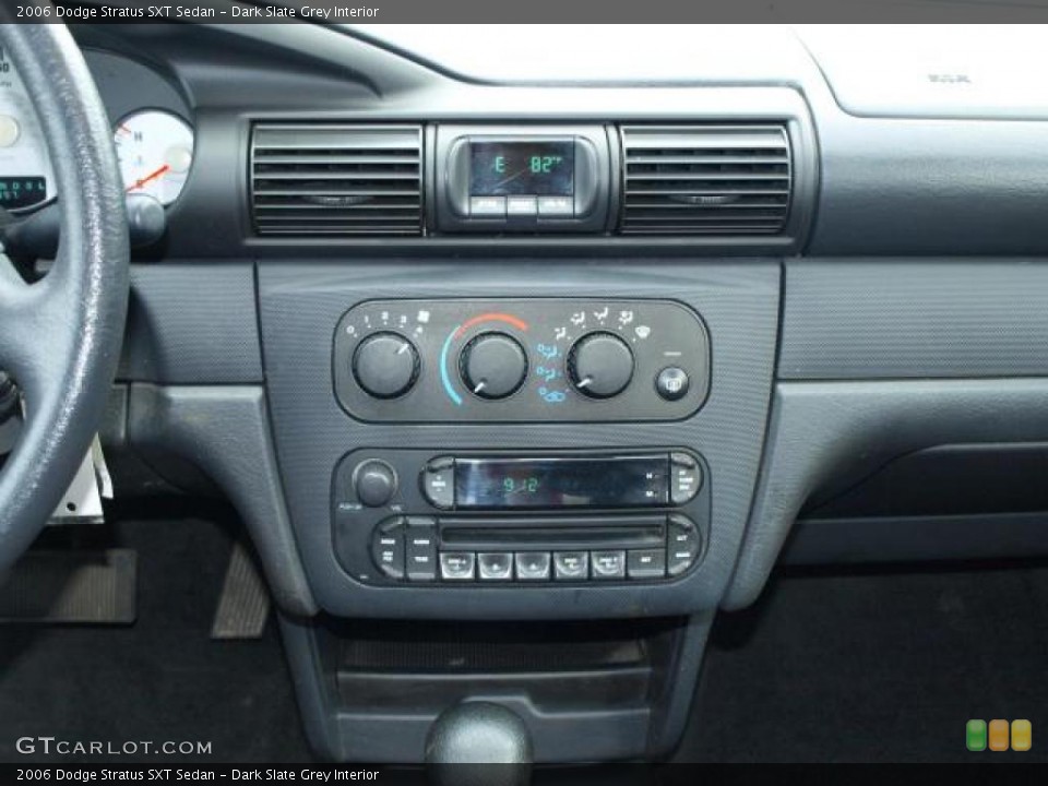 Dark Slate Grey Interior Controls for the 2006 Dodge Stratus SXT Sedan #47046966