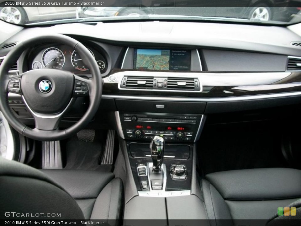 Black Interior Dashboard for the 2010 BMW 5 Series 550i Gran Turismo #47052339