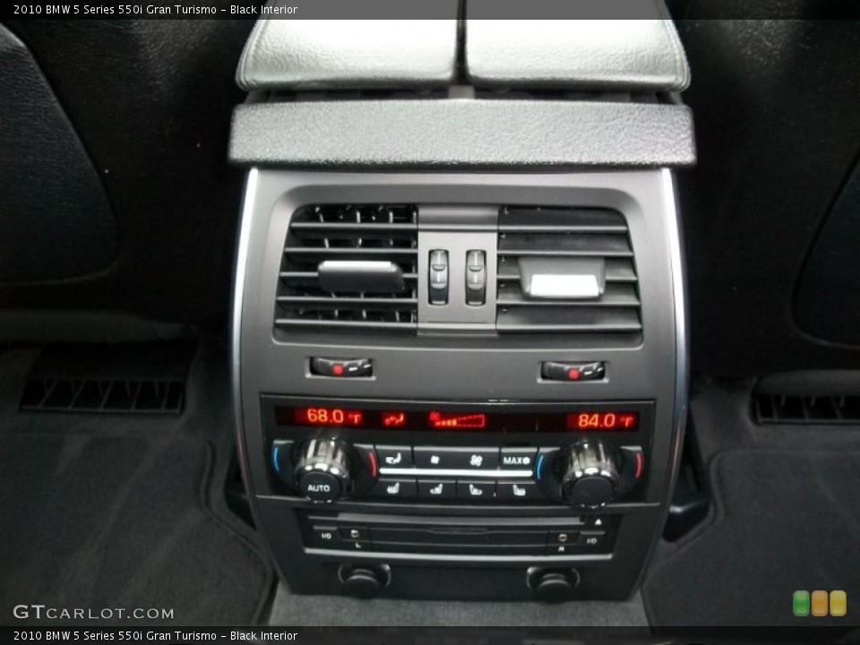 Black Interior Controls for the 2010 BMW 5 Series 550i Gran Turismo #47052504