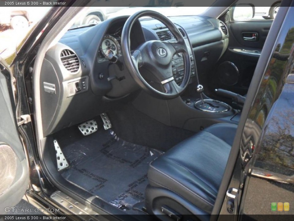 Black Interior Photo for the 2005 Lexus IS 300 #47054419