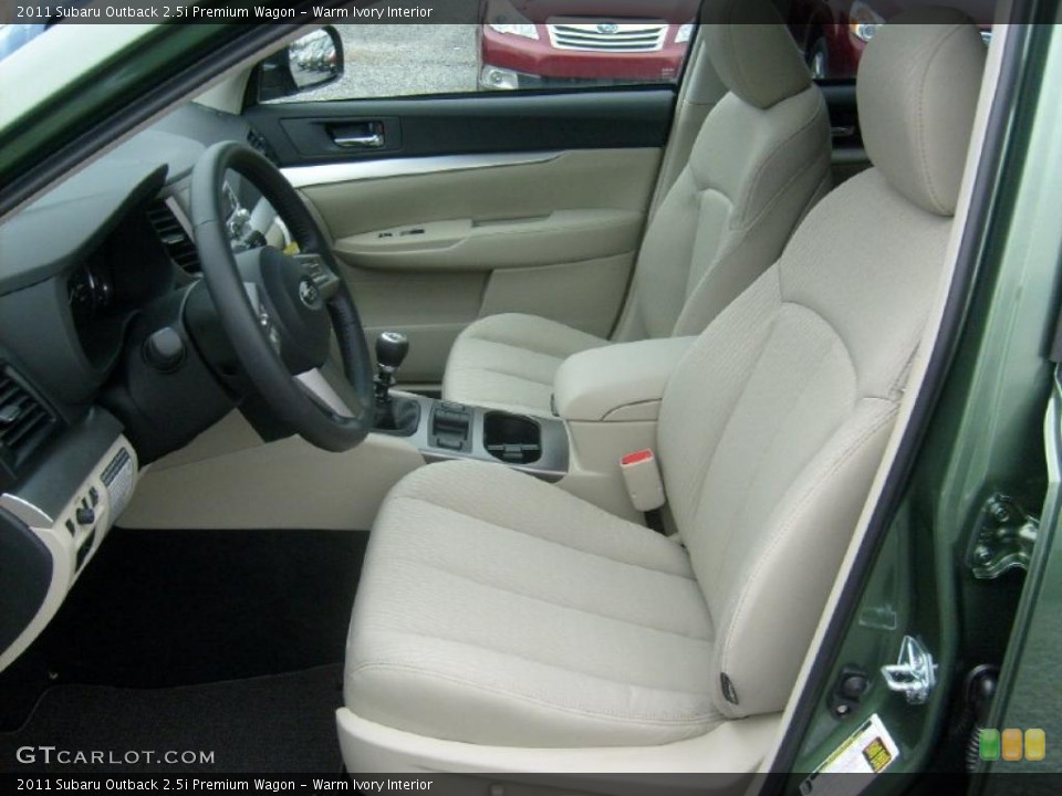 Warm Ivory Interior Photo for the 2011 Subaru Outback 2.5i Premium Wagon #47061242