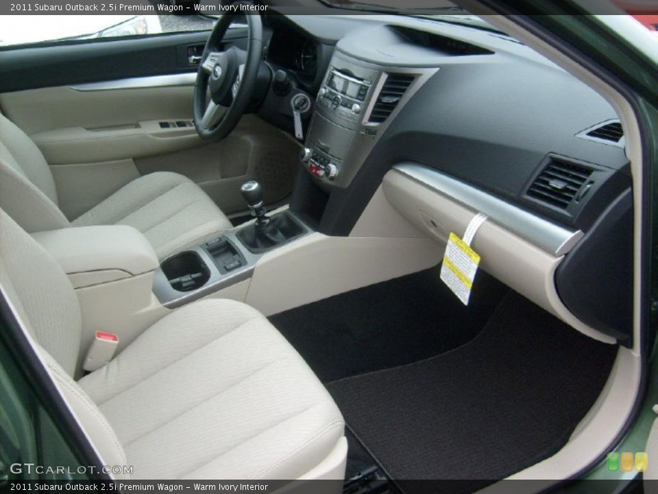 Warm Ivory Interior Photo for the 2011 Subaru Outback 2.5i Premium Wagon #47061503