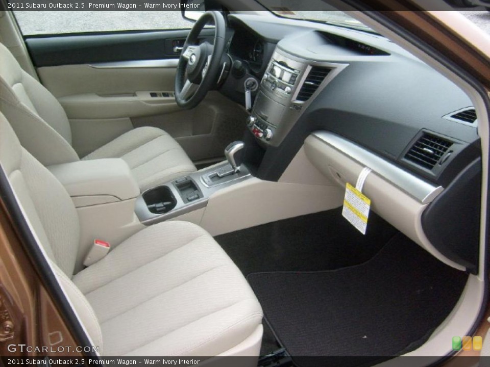 Warm Ivory Interior Photo for the 2011 Subaru Outback 2.5i Premium Wagon #47064458