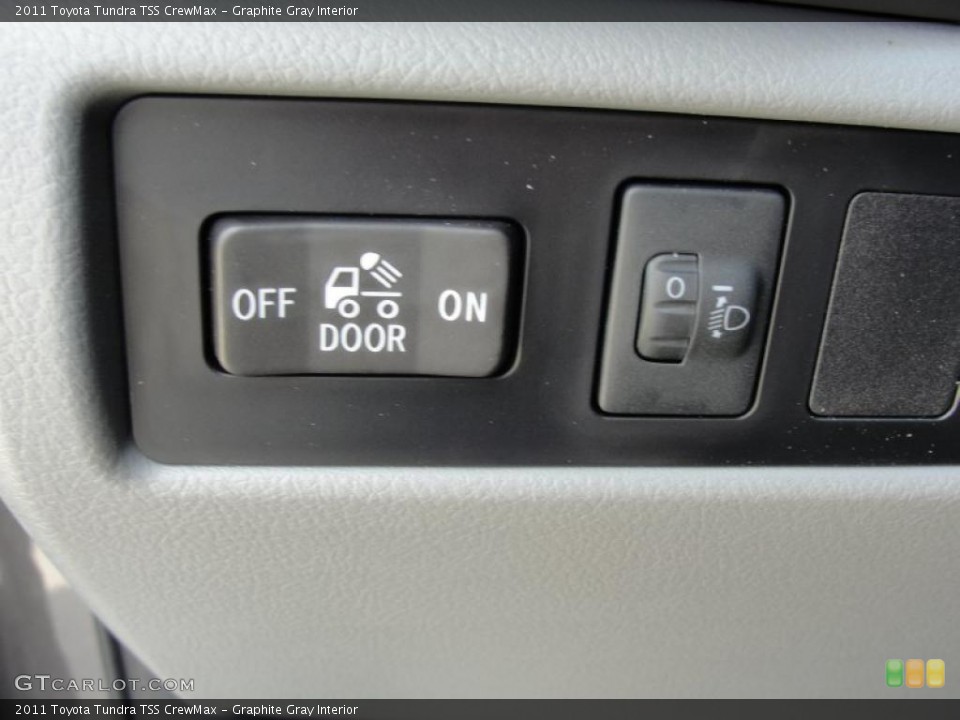 Graphite Gray Interior Controls for the 2011 Toyota Tundra TSS CrewMax #47071217