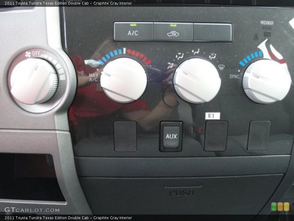 Graphite Gray Interior Controls for the 2011 Toyota Tundra Texas Edition Double Cab #47072159