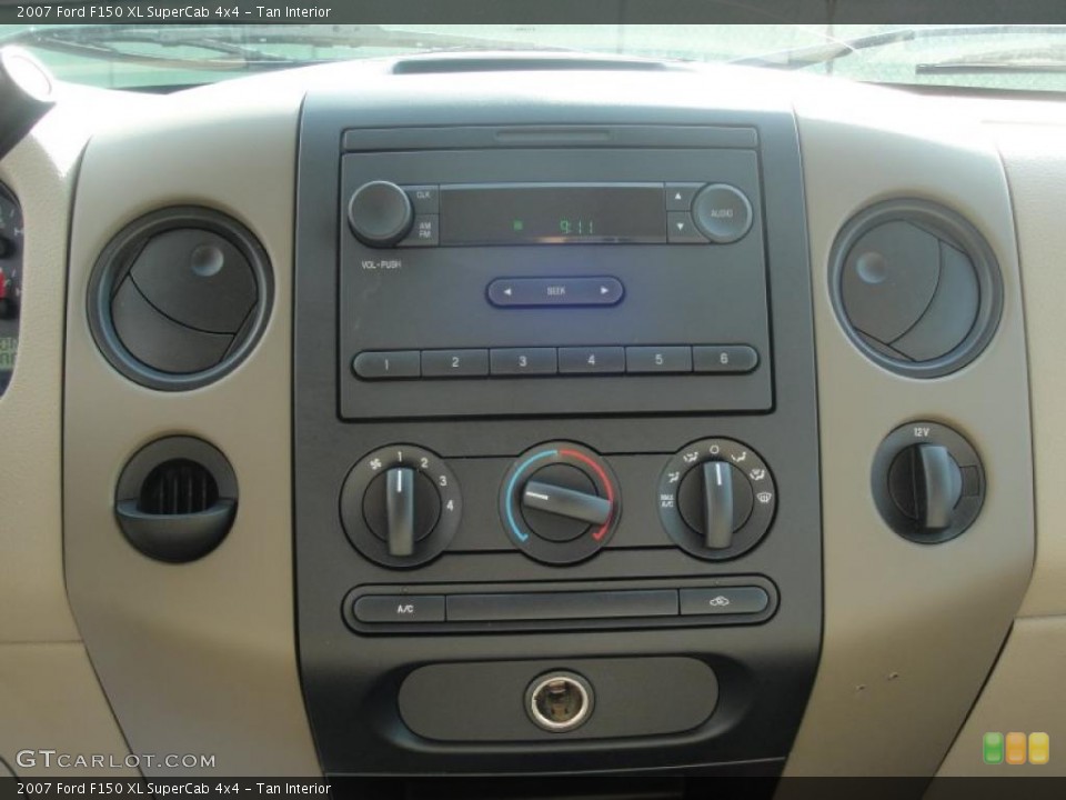 Tan Interior Controls for the 2007 Ford F150 XL SuperCab 4x4 #47073398