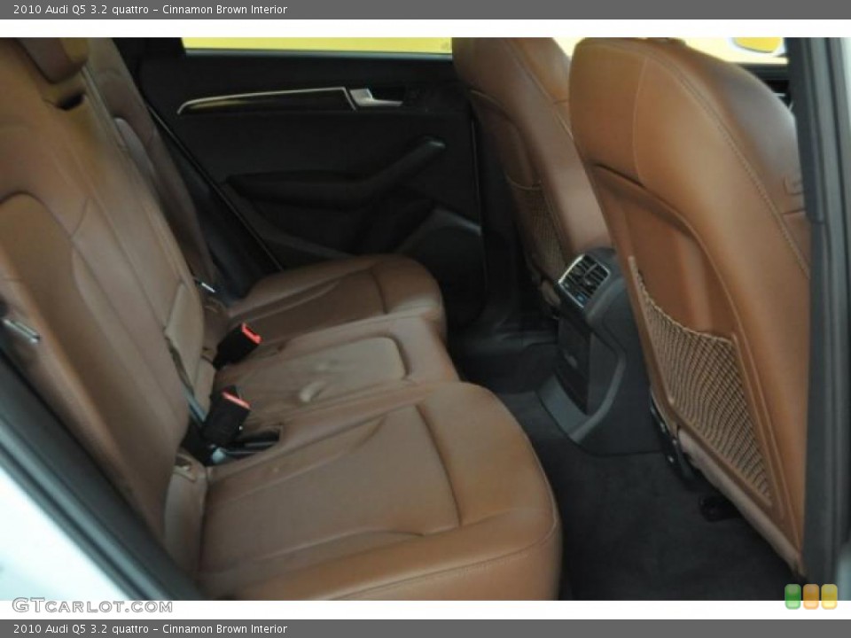 Cinnamon Brown Interior Photo for the 2010 Audi Q5 3.2 quattro #47079575