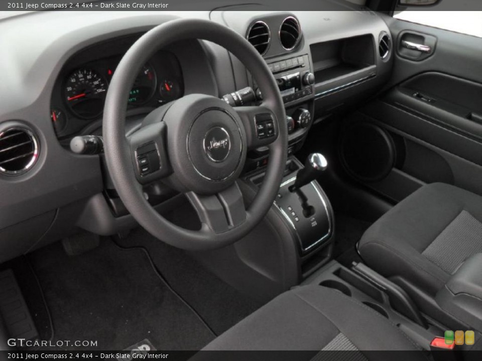 Dark Slate Gray Interior Photo for the 2011 Jeep Compass 2.4 4x4 #47079869