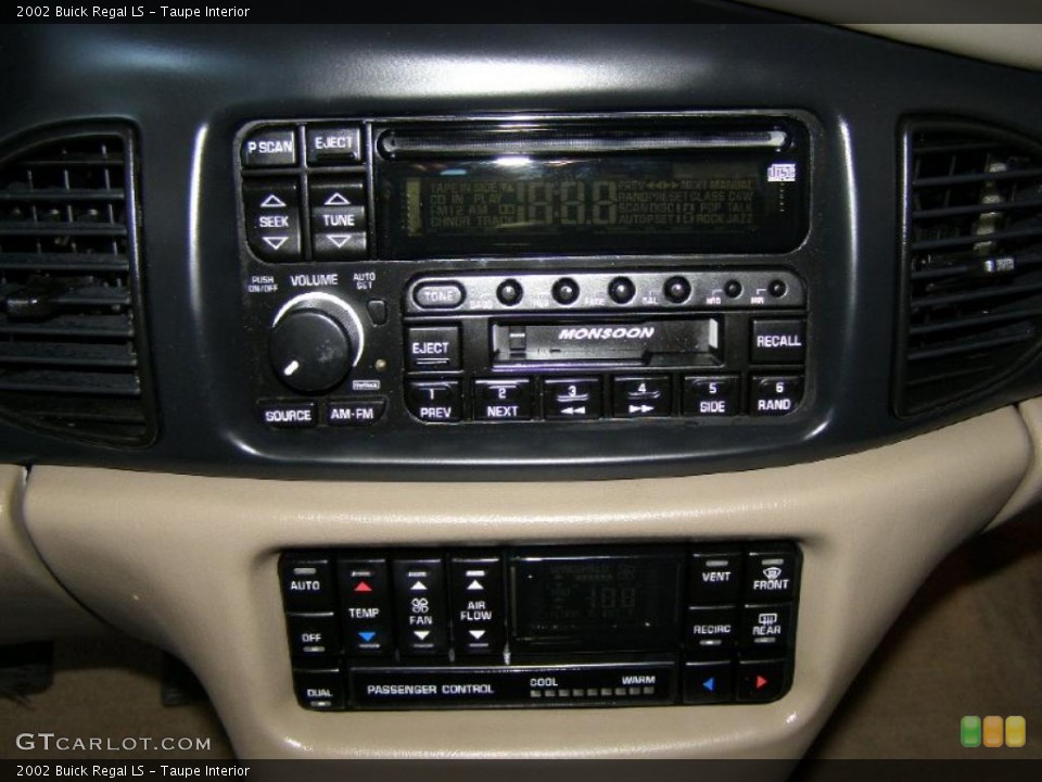Taupe Interior Controls for the 2002 Buick Regal LS #47083559