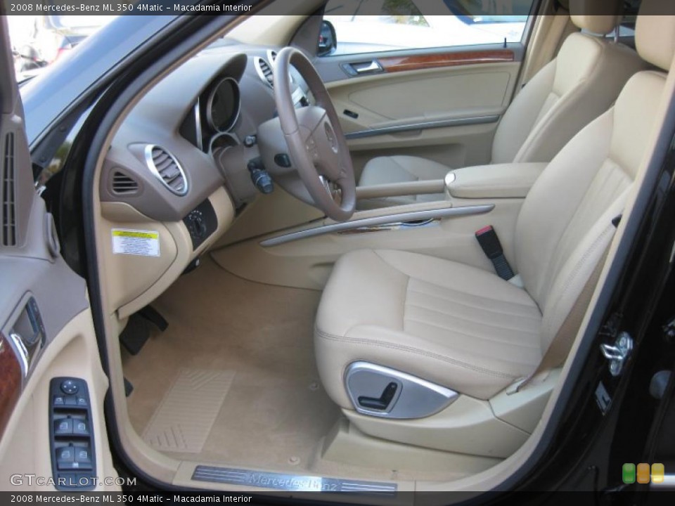 Macadamia Interior Photo for the 2008 Mercedes-Benz ML 350 4Matic #47085914