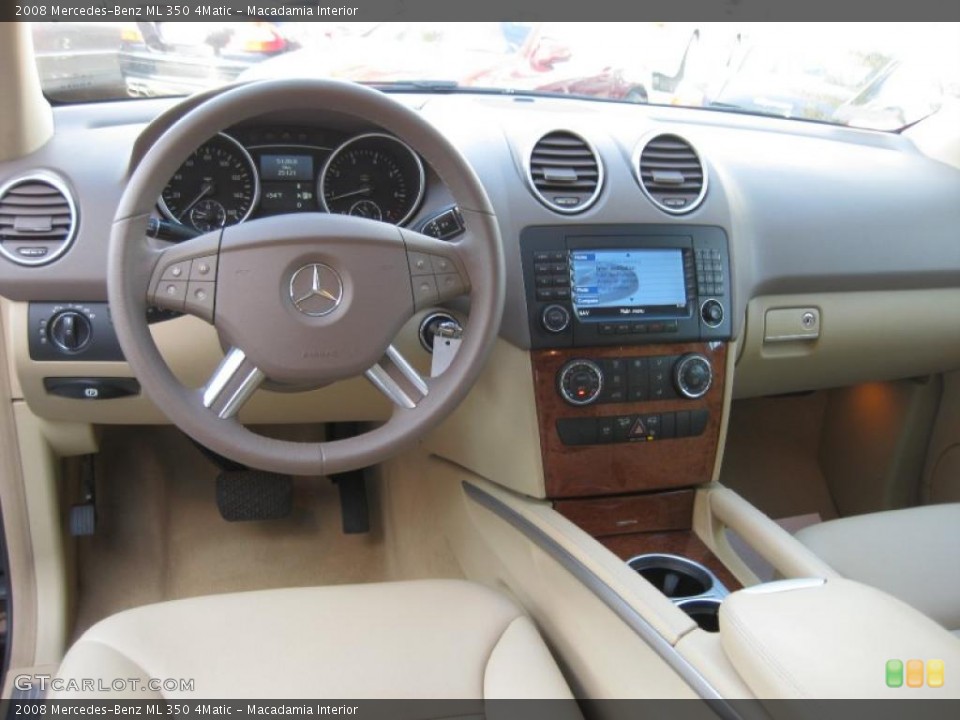 Macadamia Interior Dashboard for the 2008 Mercedes-Benz ML 350 4Matic #47085944
