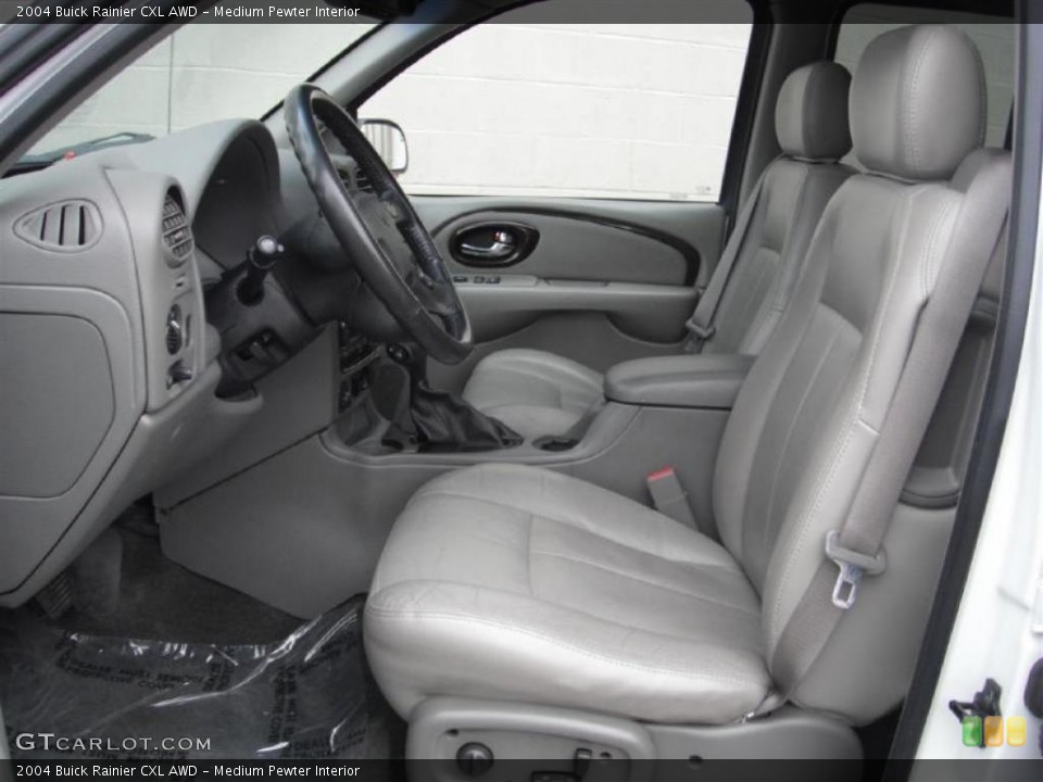 Medium Pewter Interior Photo for the 2004 Buick Rainier CXL AWD #47088881