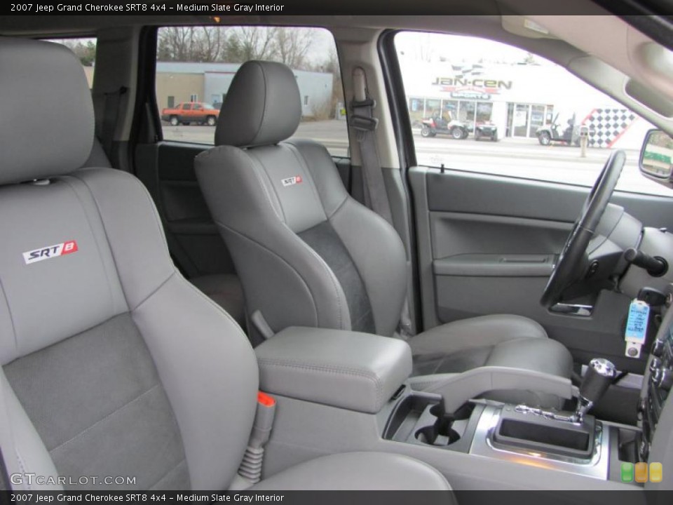 Medium Slate Gray Interior Photo for the 2007 Jeep Grand Cherokee SRT8 4x4 #47090054