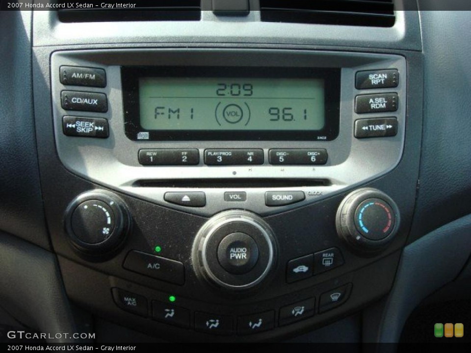 Gray Interior Controls for the 2007 Honda Accord LX Sedan #47091494