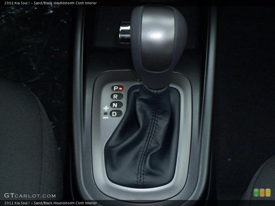 Sand/Black Houndstooth Cloth Interior Transmission for the 2011 Kia Soul ! #47111102
