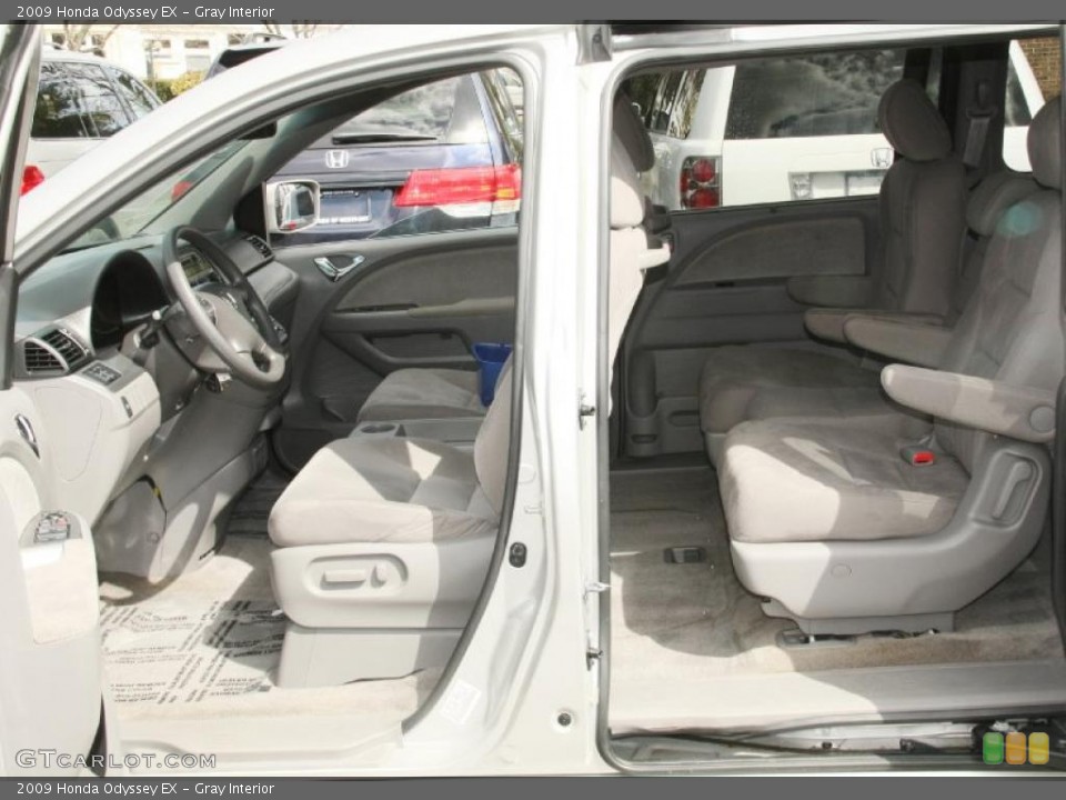 Gray Interior Photo for the 2009 Honda Odyssey EX #47114798
