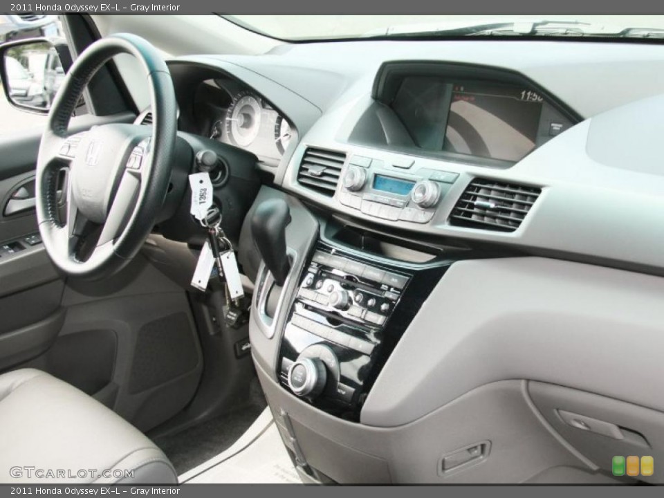 Gray Interior Dashboard for the 2011 Honda Odyssey EX-L #47115491