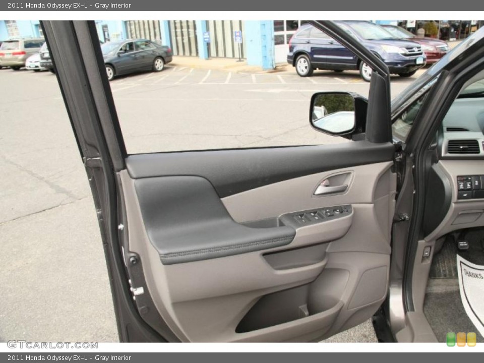 Gray Interior Door Panel for the 2011 Honda Odyssey EX-L #47115620