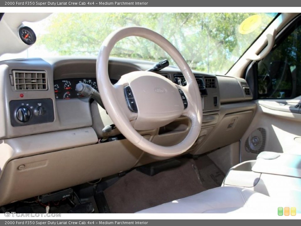 Medium Parchment Interior Steering Wheel for the 2000 Ford F350 Super Duty Lariat Crew Cab 4x4 #47118899