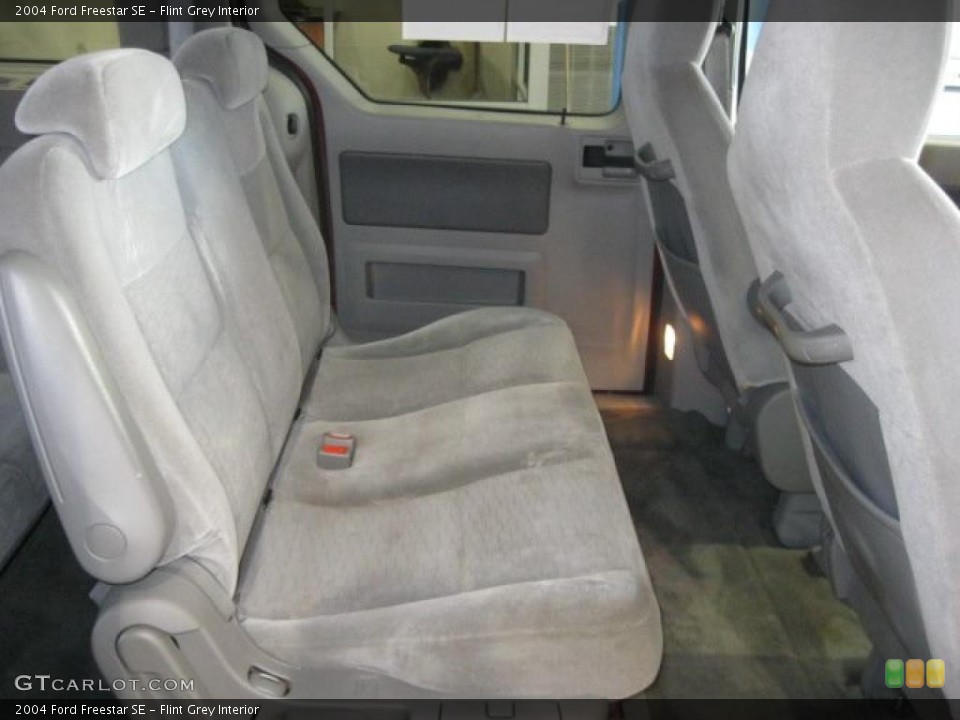 Flint Grey Interior Photo for the 2004 Ford Freestar SE #47120756