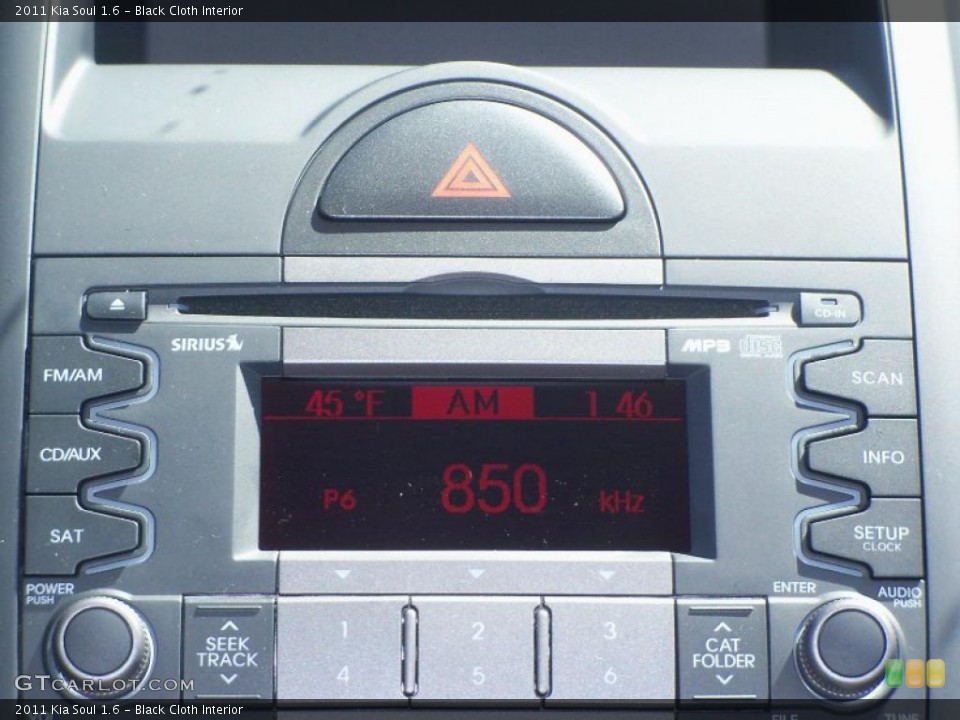 Black Cloth Interior Controls for the 2011 Kia Soul 1.6 #47122980