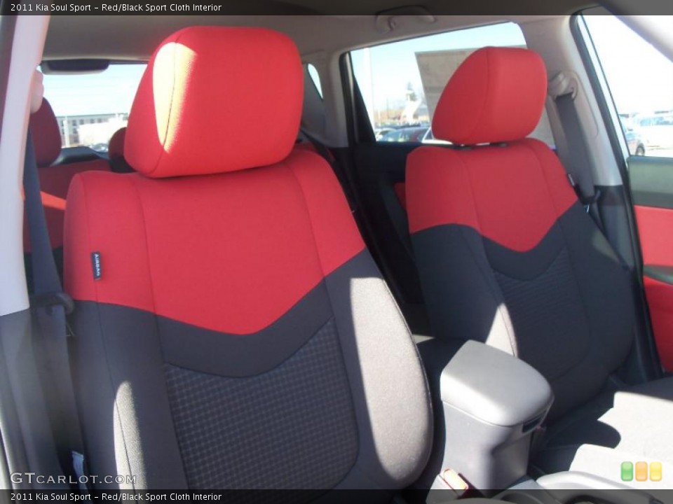 Red/Black Sport Cloth Interior Photo for the 2011 Kia Soul Sport #47125152