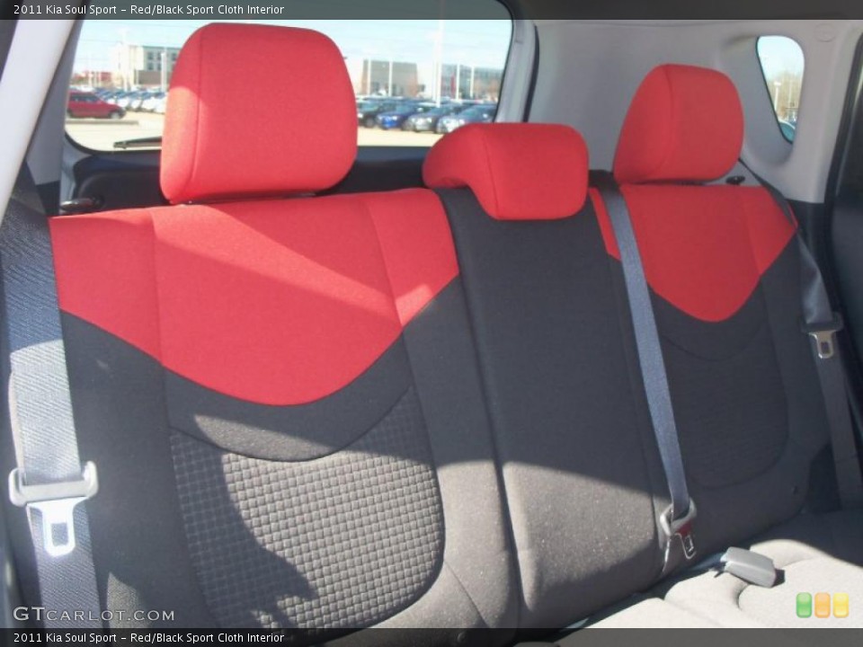 Red/Black Sport Cloth Interior Photo for the 2011 Kia Soul Sport #47125167