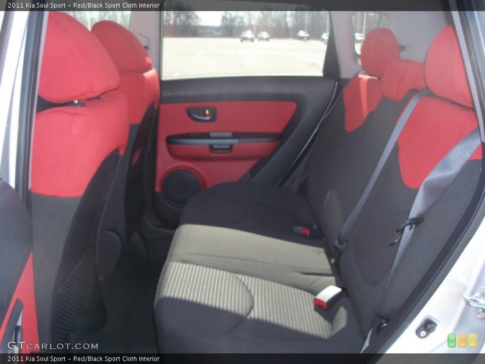 Red/Black Sport Cloth Interior Photo for the 2011 Kia Soul Sport #47125182