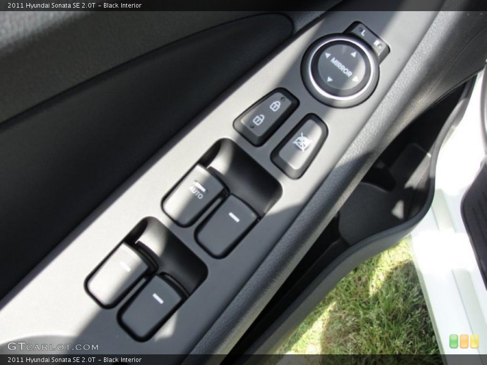 Black Interior Controls for the 2011 Hyundai Sonata SE 2.0T #47127645