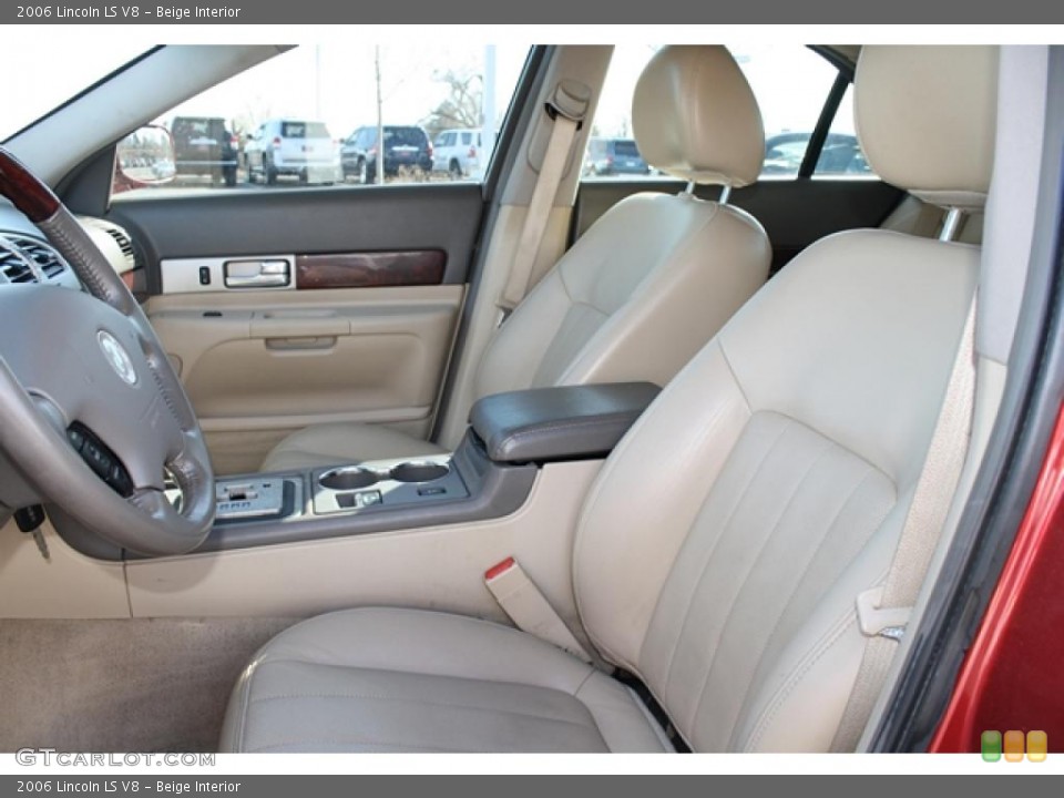 Beige Interior Photo for the 2006 Lincoln LS V8 #47130681