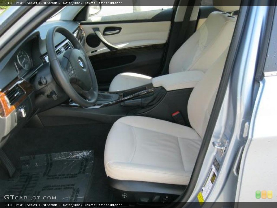Oyster/Black Dakota Leather Interior Photo for the 2010 BMW 3 Series 328i Sedan #47133582