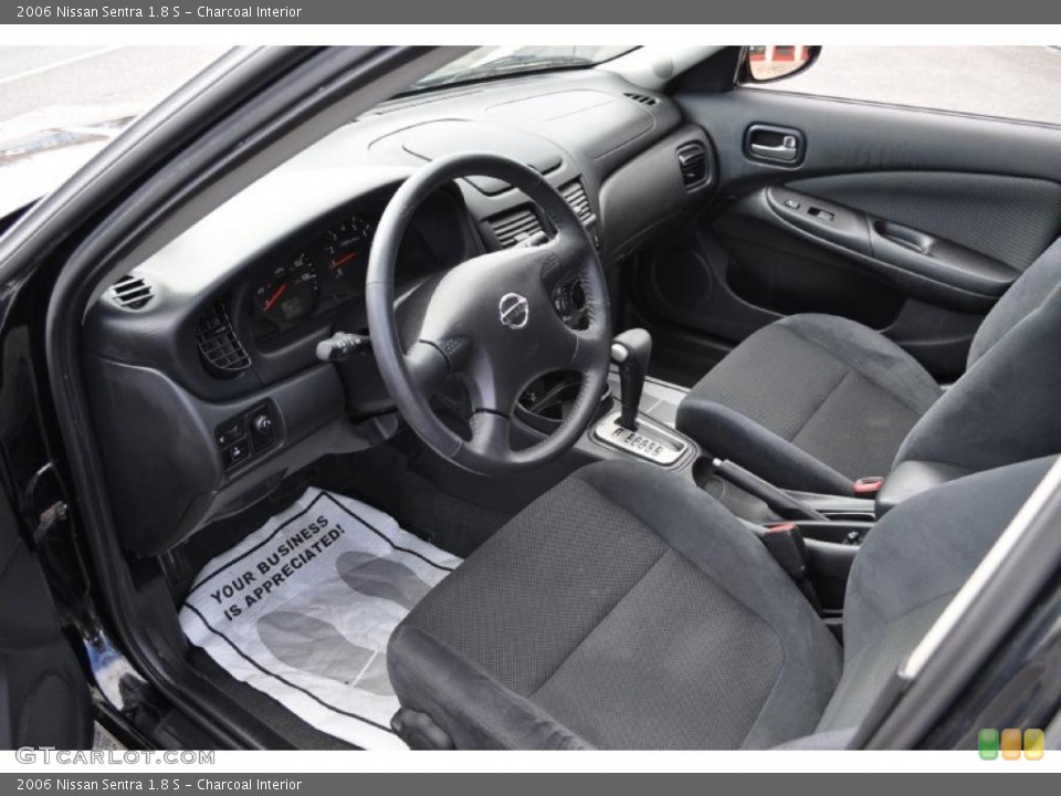 Charcoal Interior Photo for the 2006 Nissan Sentra 1.8 S #47138103