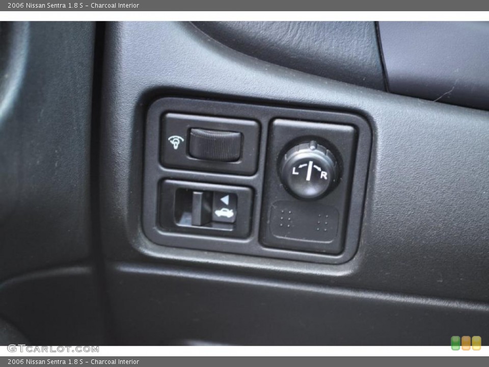 Charcoal Interior Controls for the 2006 Nissan Sentra 1.8 S #47138298