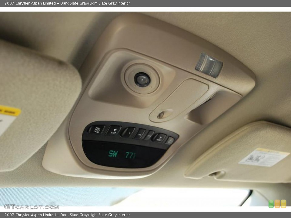 Dark Slate Gray/Light Slate Gray Interior Controls for the 2007 Chrysler Aspen Limited #47143797