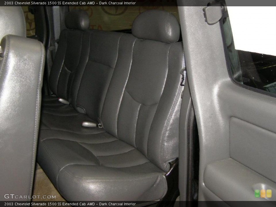 Dark Charcoal Interior Photo for the 2003 Chevrolet Silverado 1500 SS Extended Cab AWD #47143941