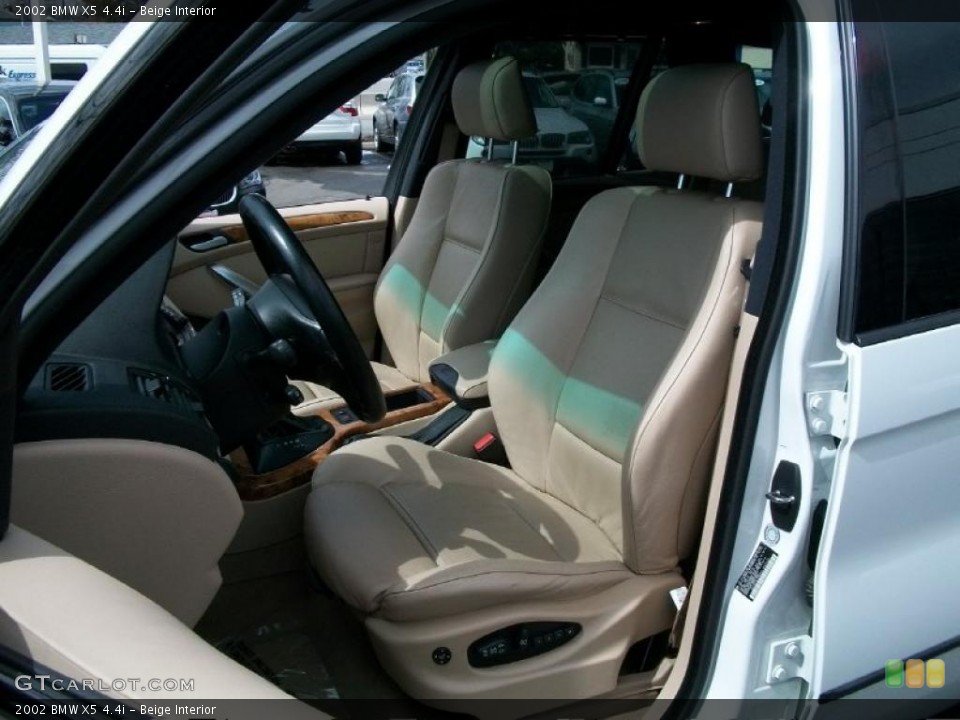 Beige Interior Photo for the 2002 BMW X5 4.4i #47146035