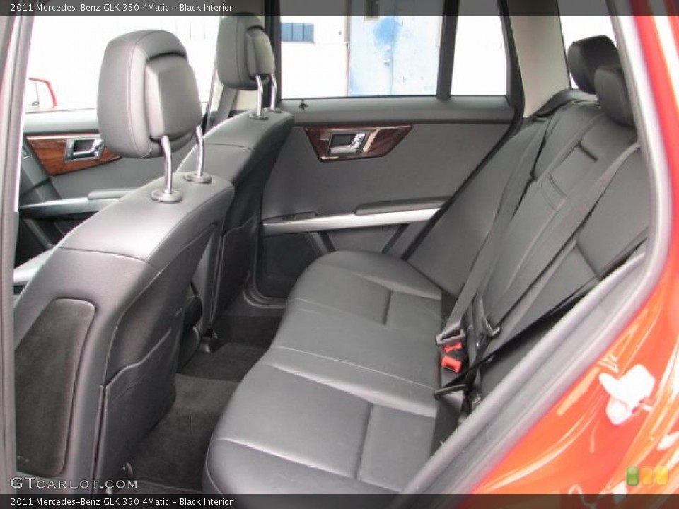 Black Interior Photo for the 2011 Mercedes-Benz GLK 350 4Matic #47146074