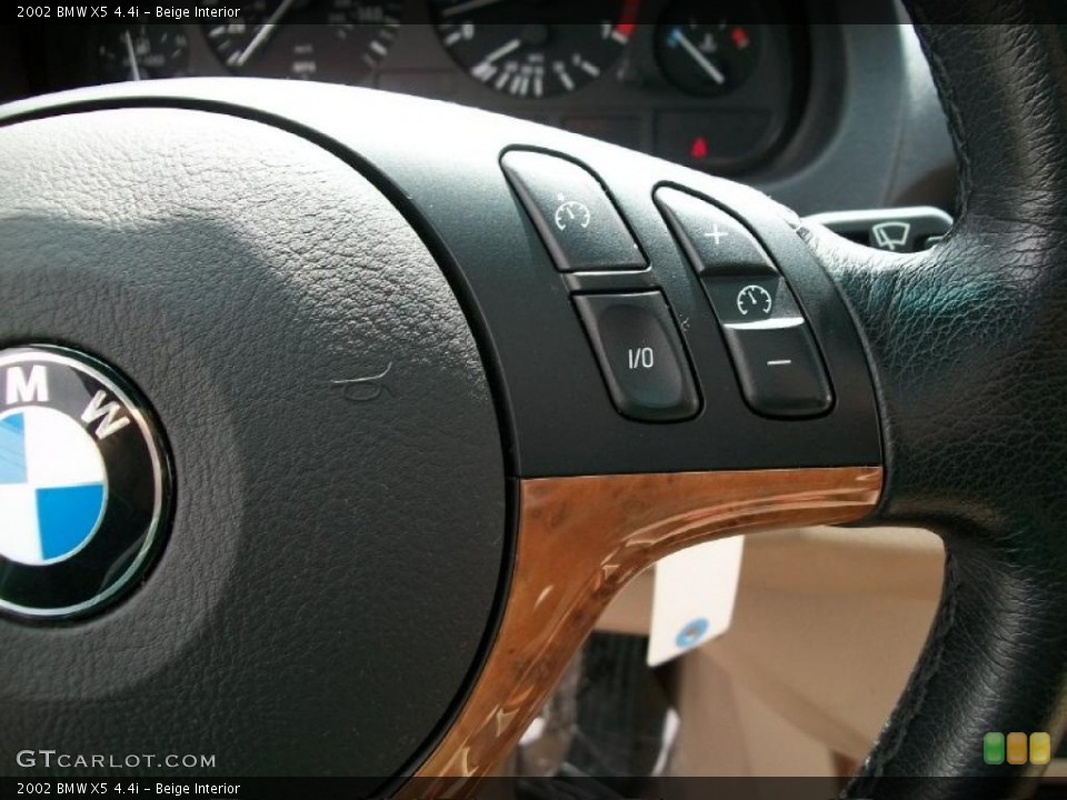 Beige Interior Controls for the 2002 BMW X5 4.4i #47146098