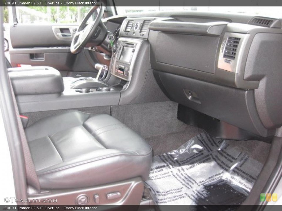 Ebony Black Interior Photo for the 2009 Hummer H2 SUT Silver Ice #47148429