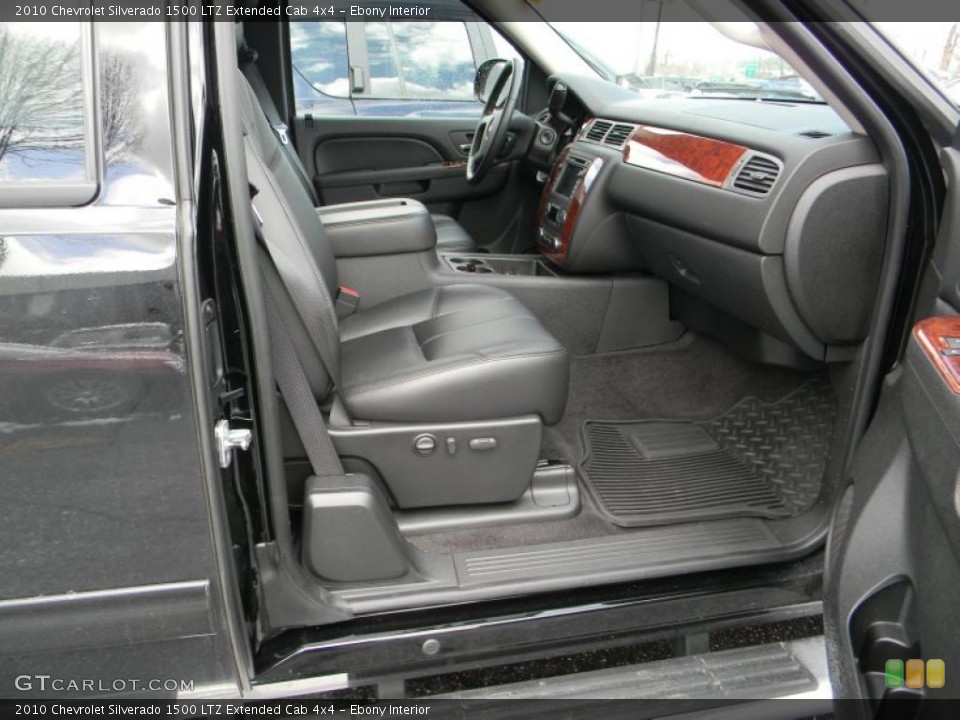 Ebony Interior Photo for the 2010 Chevrolet Silverado 1500 LTZ Extended Cab 4x4 #47148552