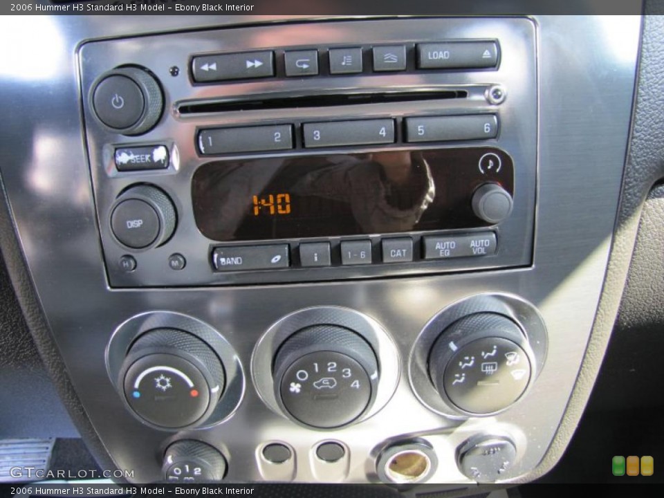 Ebony Black Interior Controls for the 2006 Hummer H3  #47150739