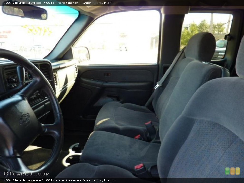 Graphite Gray Interior Photo for the 2002 Chevrolet Silverado 1500 Extended Cab 4x4 #47151510