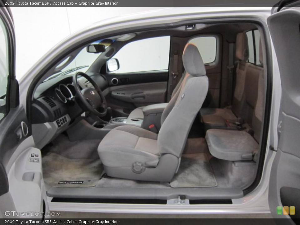 Graphite Gray Interior Photo for the 2009 Toyota Tacoma SR5 Access Cab #47159208