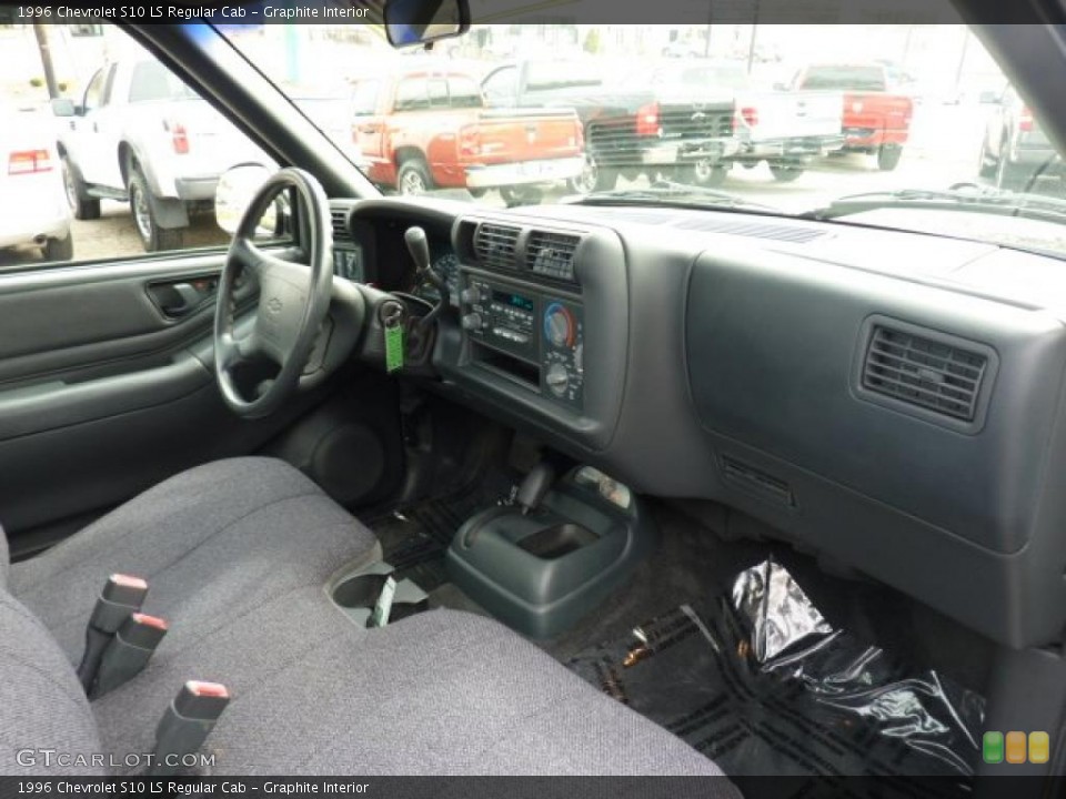 Graphite Interior Dashboard for the 1996 Chevrolet S10 LS Regular Cab #47159334