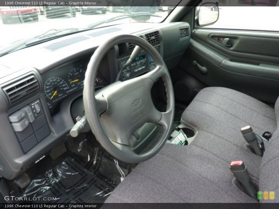 Graphite 1996 Chevrolet S10 Interiors